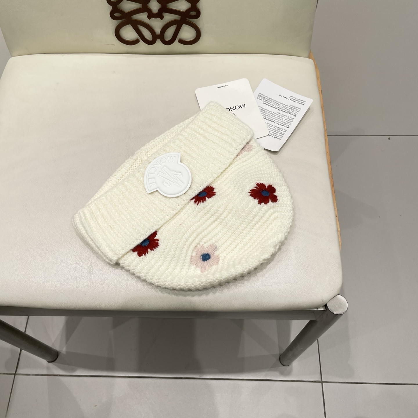  MONCLER蒙口2025新款时尚花朵刺绣针织帽子女生秋冬天防寒保暖毛线帽护耳冷帽