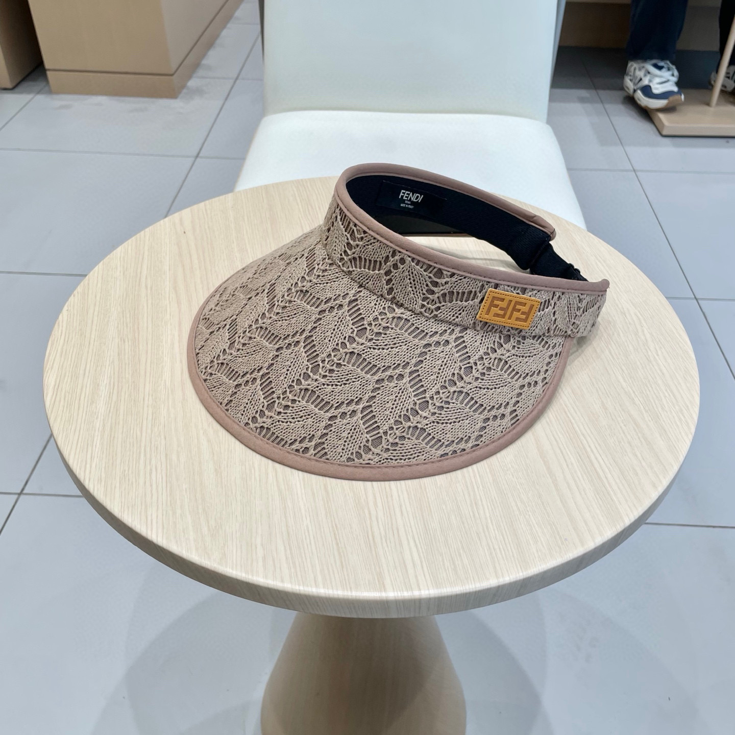   FD芬迪2025空顶鸭舌帽，遮阳帽，鸭舌帽，原单品质