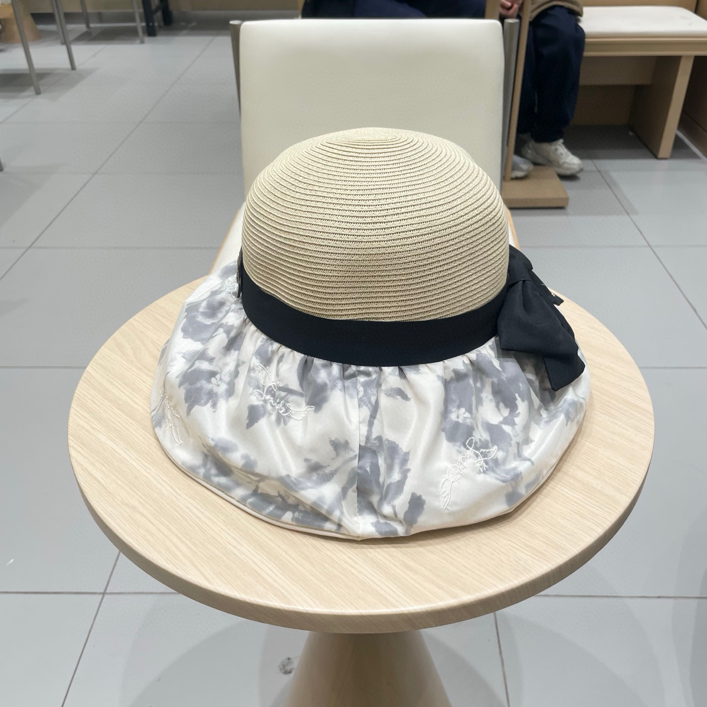  Gucci古奇女夏季布草混编圆顶渔夫帽子女海边度假出游沙滩太阳帽草帽潮