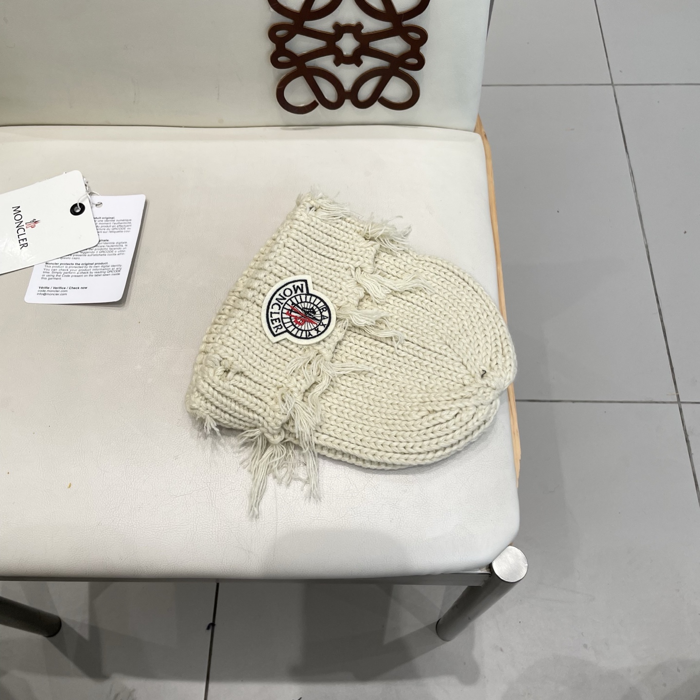  MONCLER蒙口个性破洞复古针织帽男女时尚百搭秋冬保暖毛线瓜皮冷帽潮