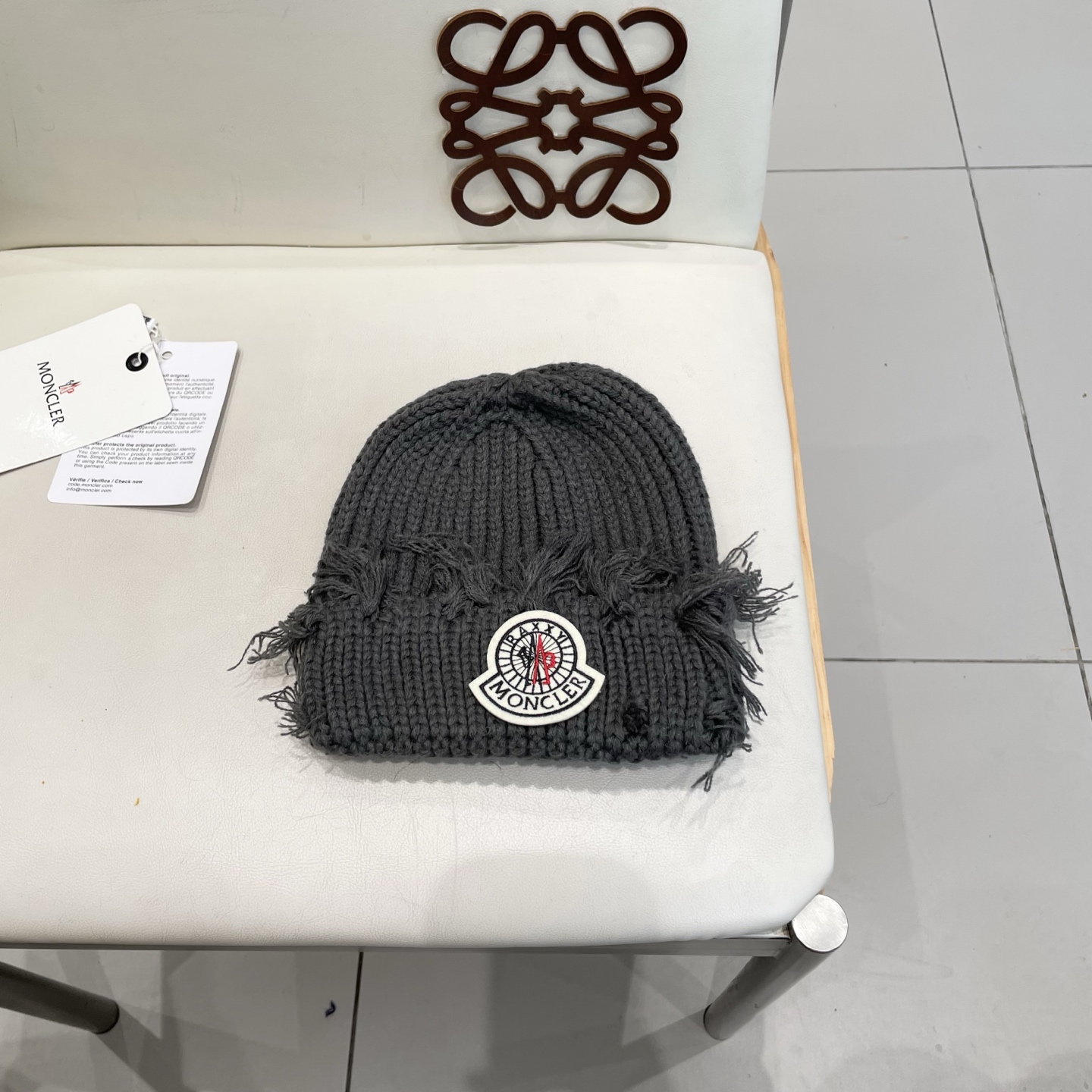  MONCLER蒙口个性破洞复古针织帽男女时尚百搭秋冬保暖毛线瓜皮冷帽潮