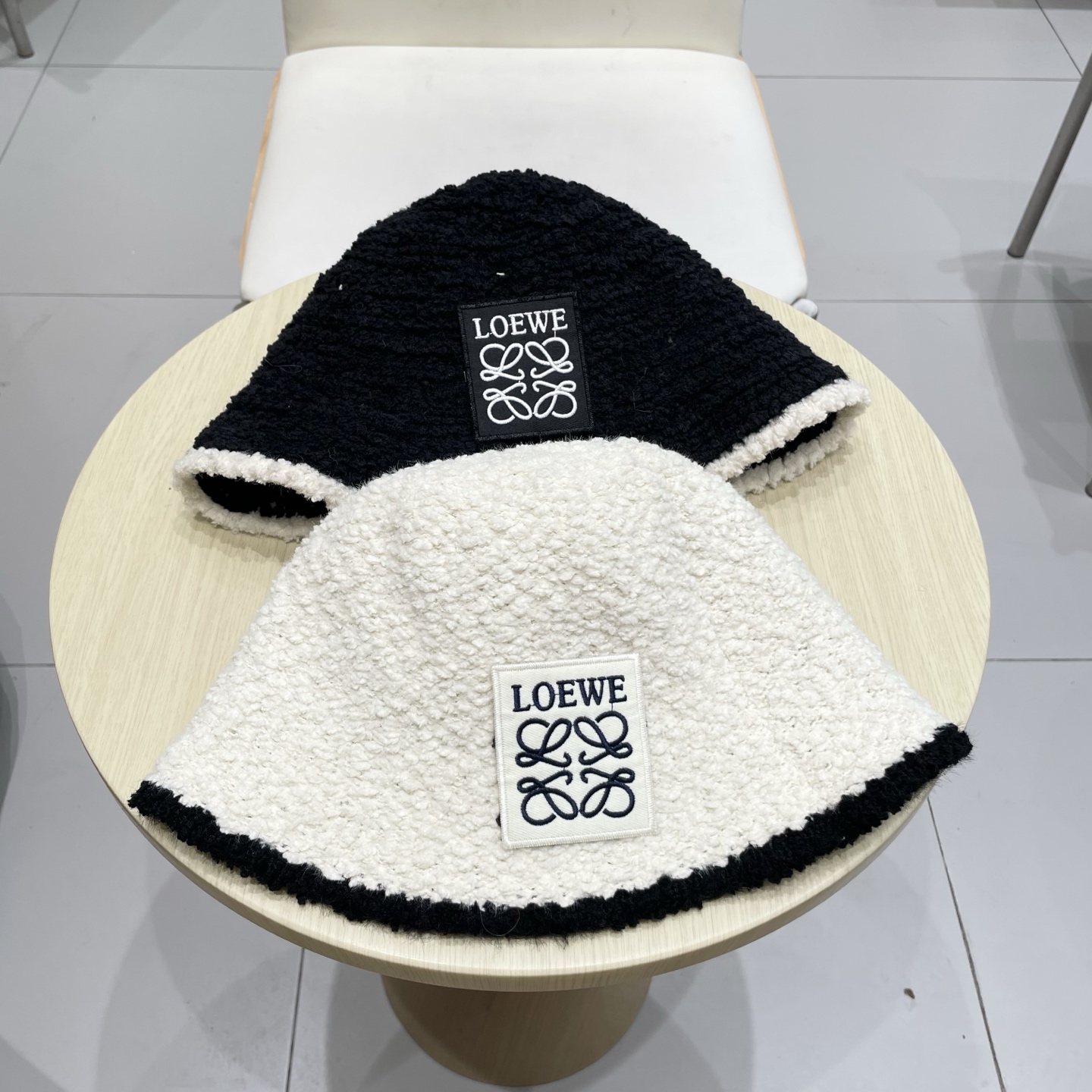  loewe罗意威毛绒针织渔夫帽秋冬季帽子女款2025新款显脸小水桶盆帽