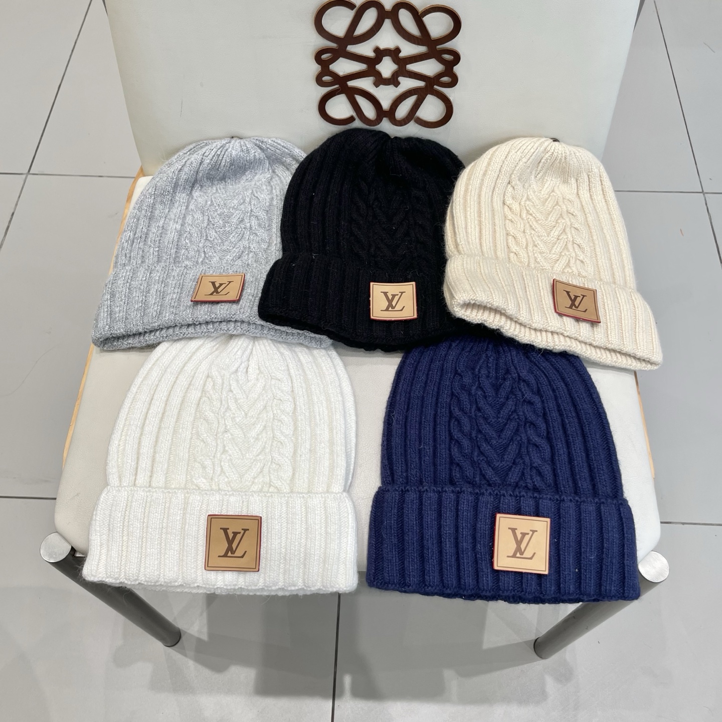  LV路易威登 秋冬新款针织羊毛帽，保暖毛线帽，70羊毛%30兔毛，跑量多色