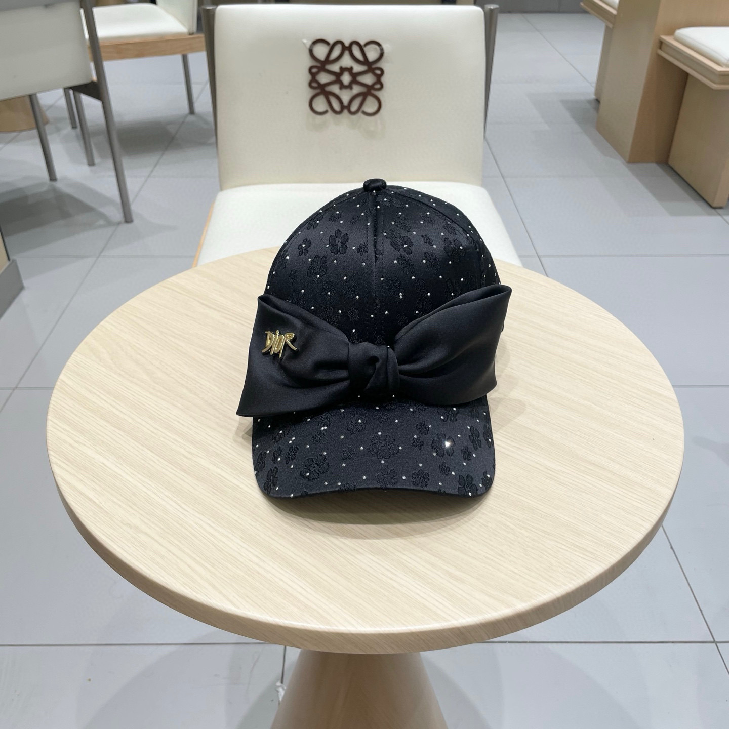  DIOR迪奥蝴蝶结鸭舌帽子女硬顶甜美可爱气质水钻棒球帽百搭显脸小防晒遮阳