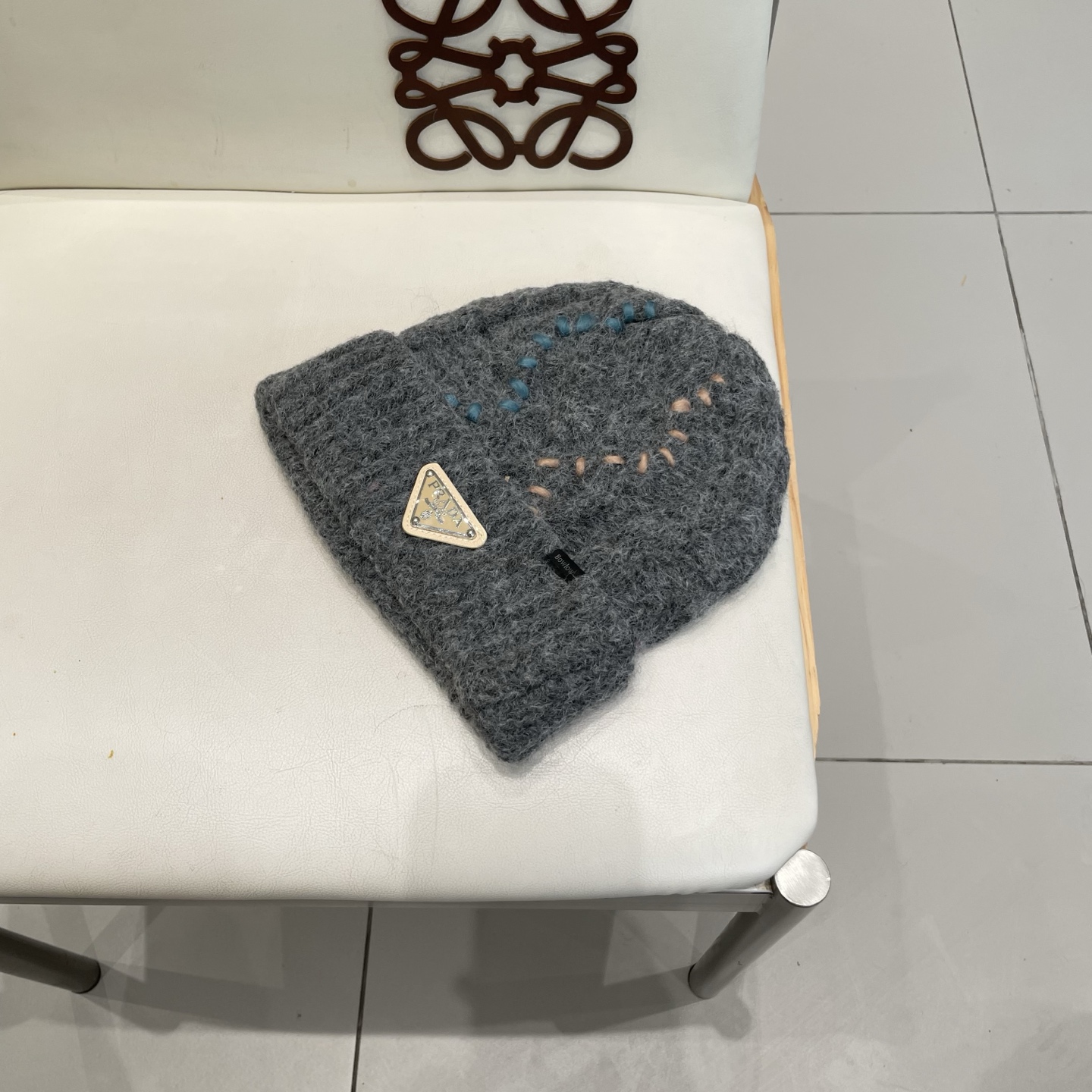  🧢普拉达PRADA👒 秋冬新款针织毛线帽，超火爆💖质感一流，出街超好搭配！减龄神器