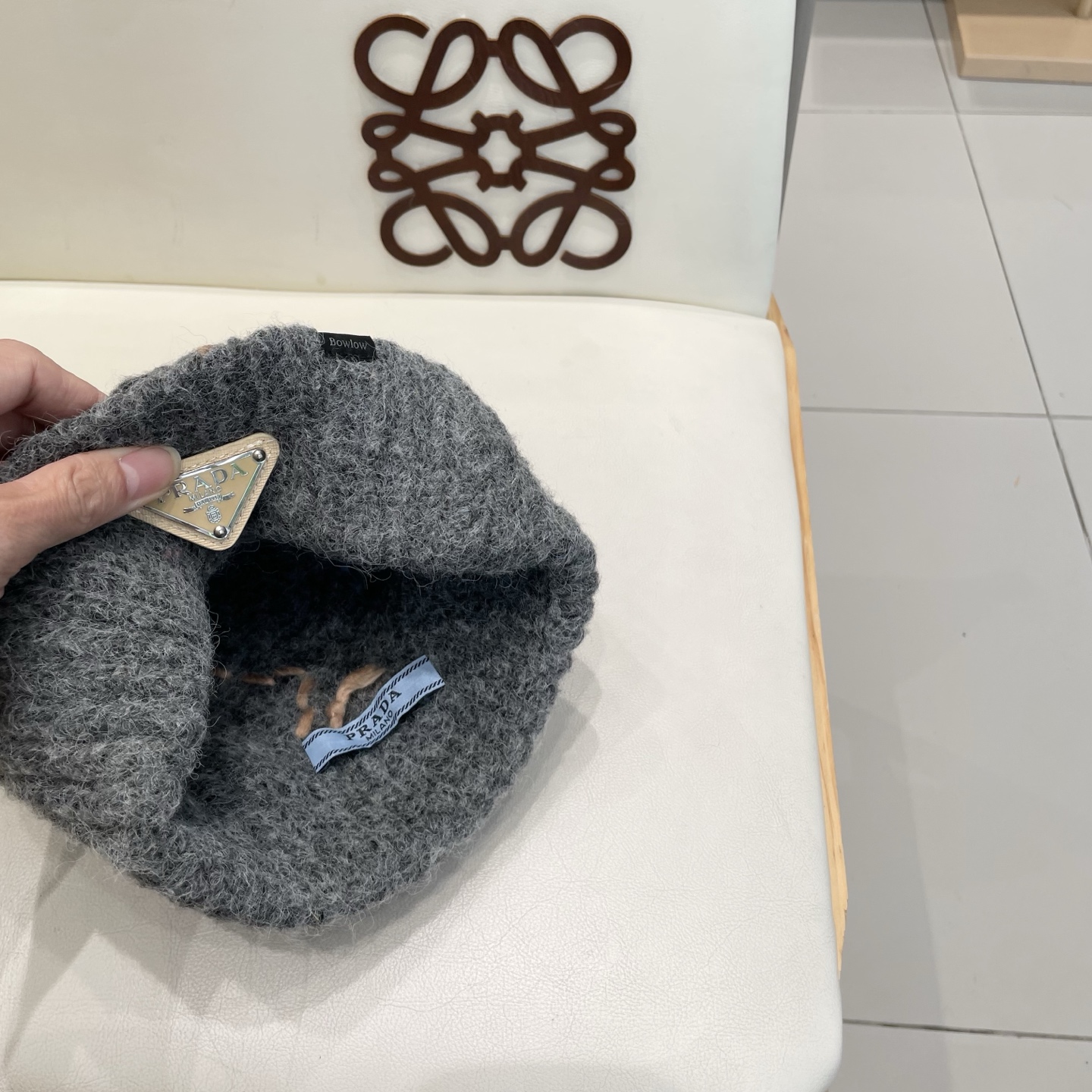  🧢普拉达PRADA👒 秋冬新款针织毛线帽，超火爆💖质感一流，出街超好搭配！减龄神器