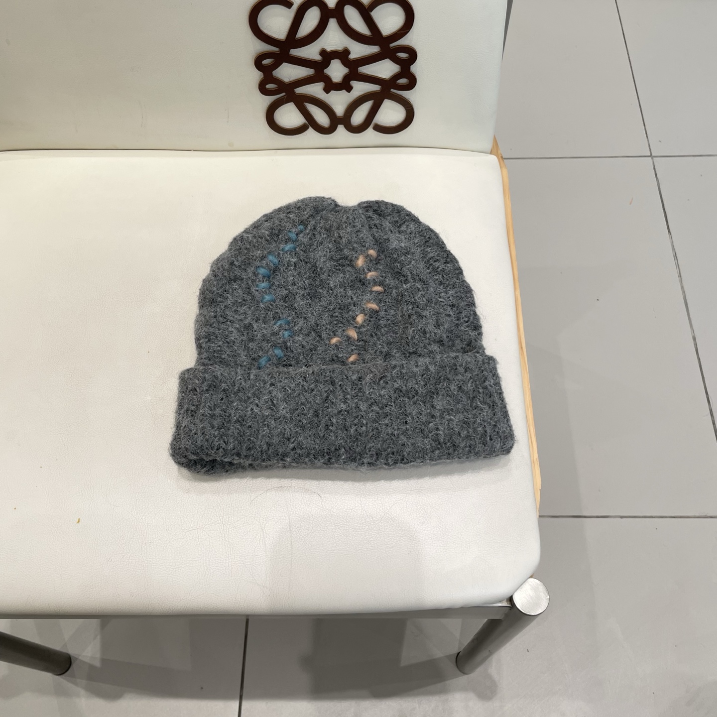  🧢普拉达PRADA👒 秋冬新款针织毛线帽，超火爆💖质感一流，出街超好搭配！减龄神器