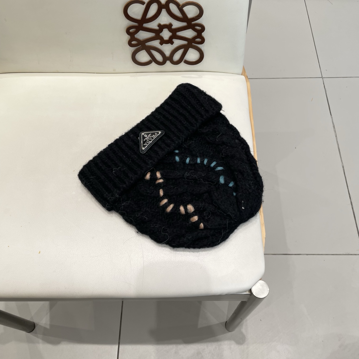  🧢普拉达PRADA👒 秋冬新款针织毛线帽，超火爆💖质感一流，出街超好搭配！减龄神器