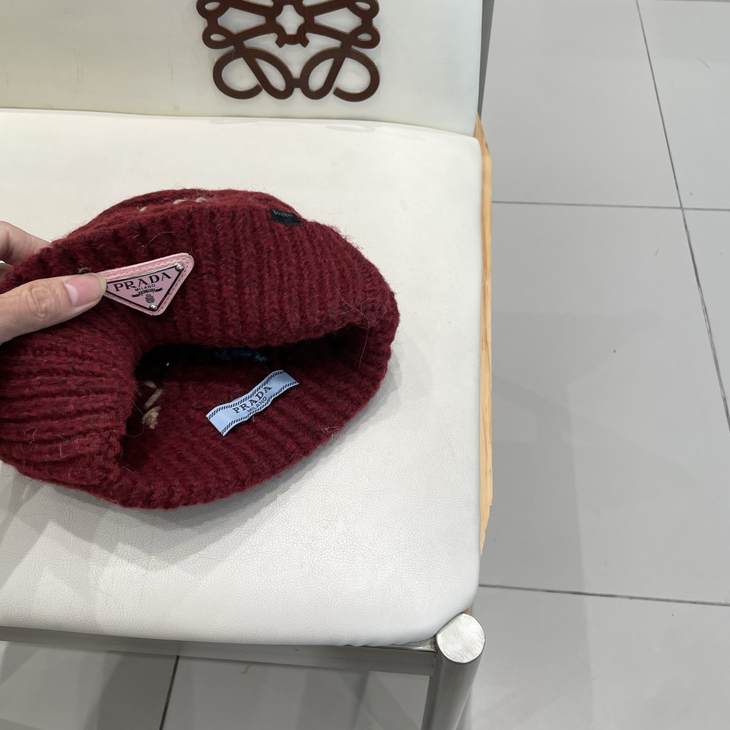  🧢普拉达PRADA👒 秋冬新款针织毛线帽，超火爆💖质感一流，出街超好搭配！减龄神器