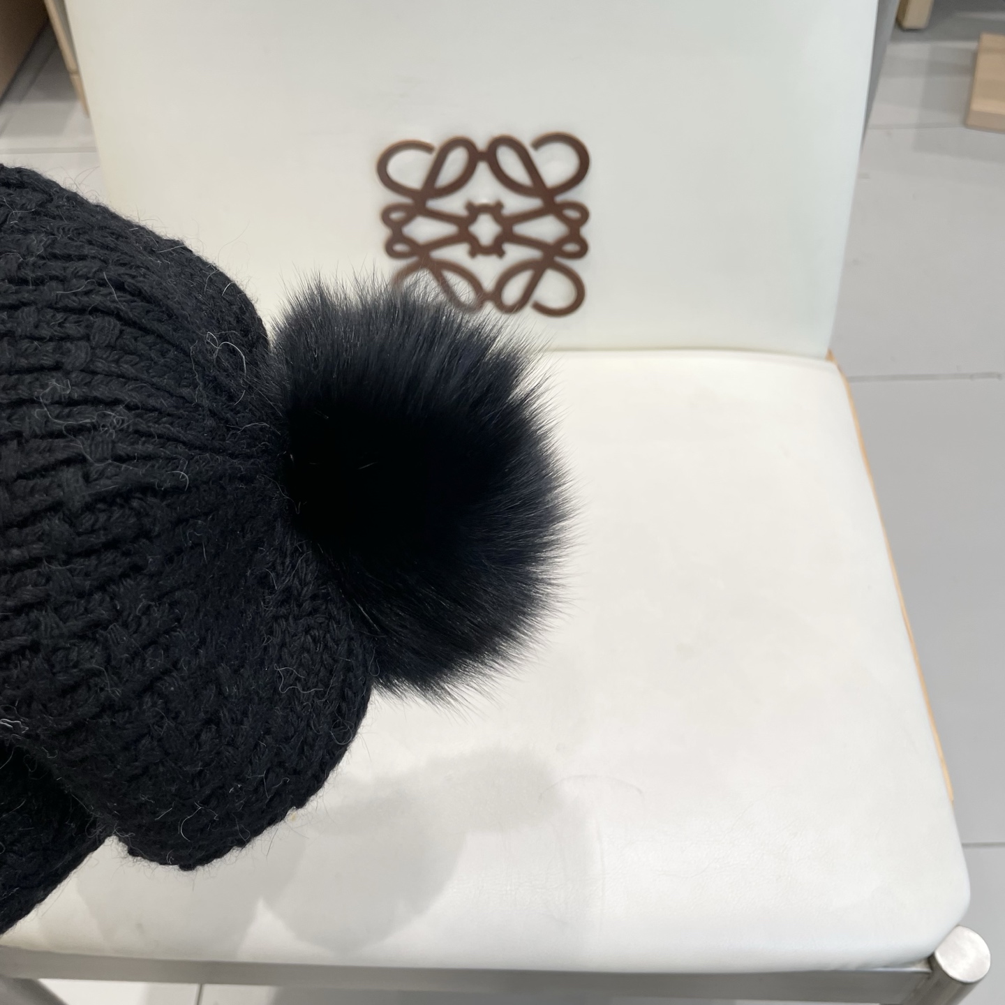  加拿大鹅。CANADA GOOSE 官网最新羊毛针织帽，官网原单复刻.非常柔软亲肤，弹性很好！有质感又