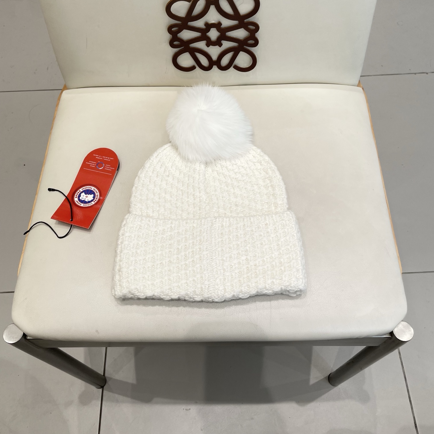  加拿大鹅。CANADA GOOSE 官网最新羊毛针织帽，官网原单复刻.非常柔软亲肤，弹性很好！有质感又