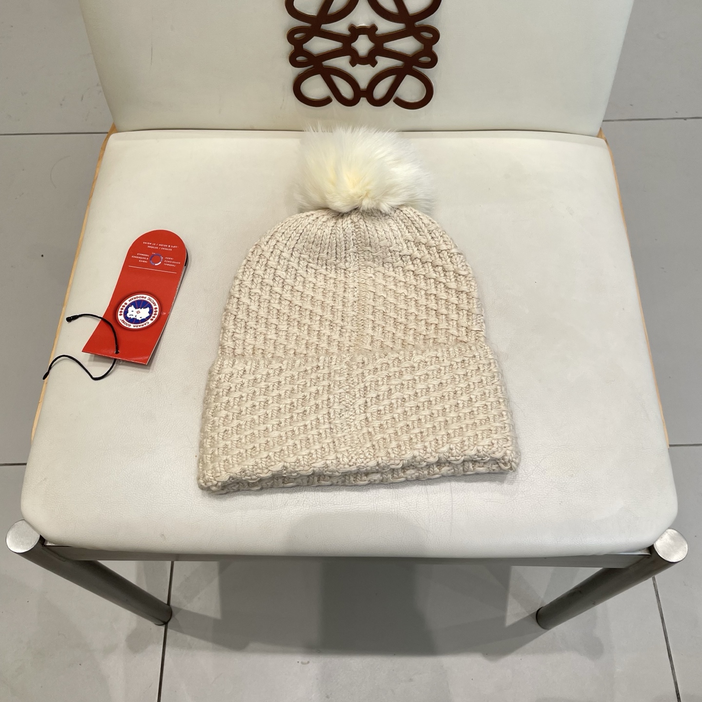  加拿大鹅。CANADA GOOSE 官网最新羊毛针织帽，官网原单复刻.非常柔软亲肤，弹性很好！有质感又