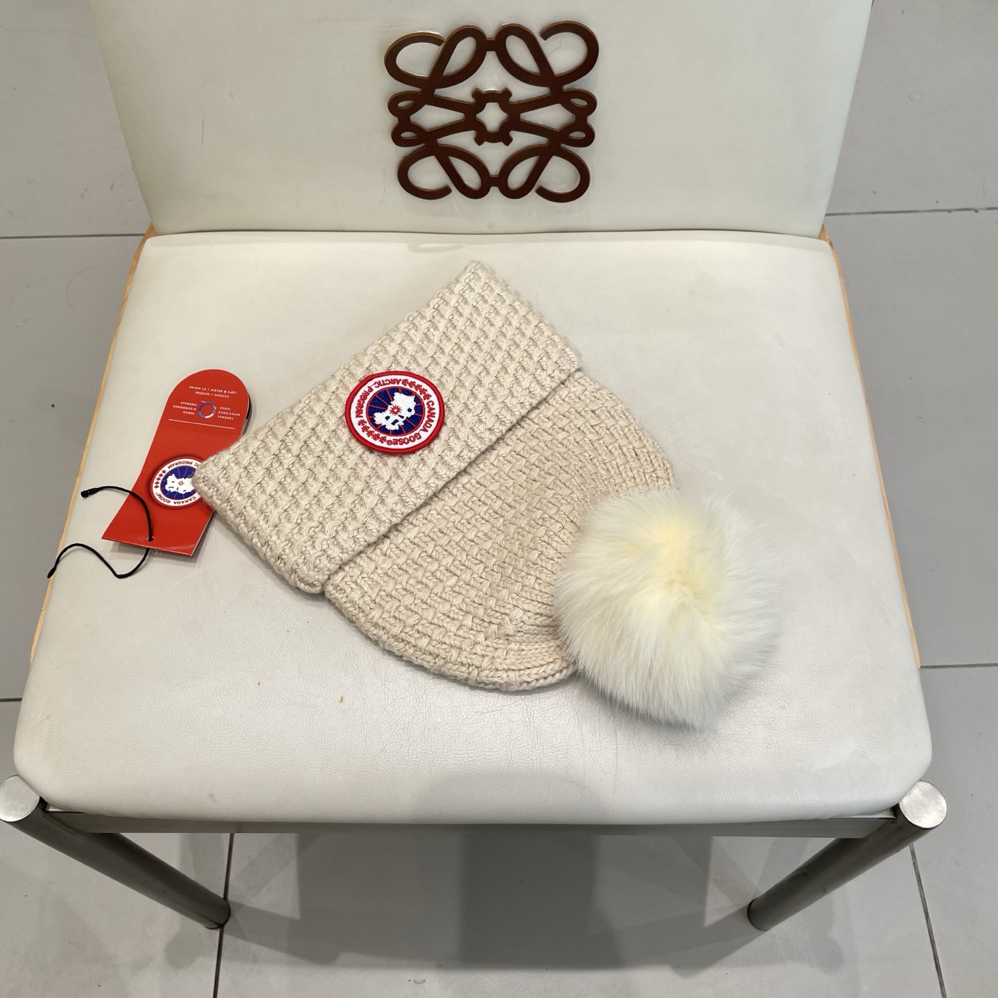  加拿大鹅。CANADA GOOSE 官网最新羊毛针织帽，官网原单复刻.非常柔软亲肤，弹性很好！有质感又