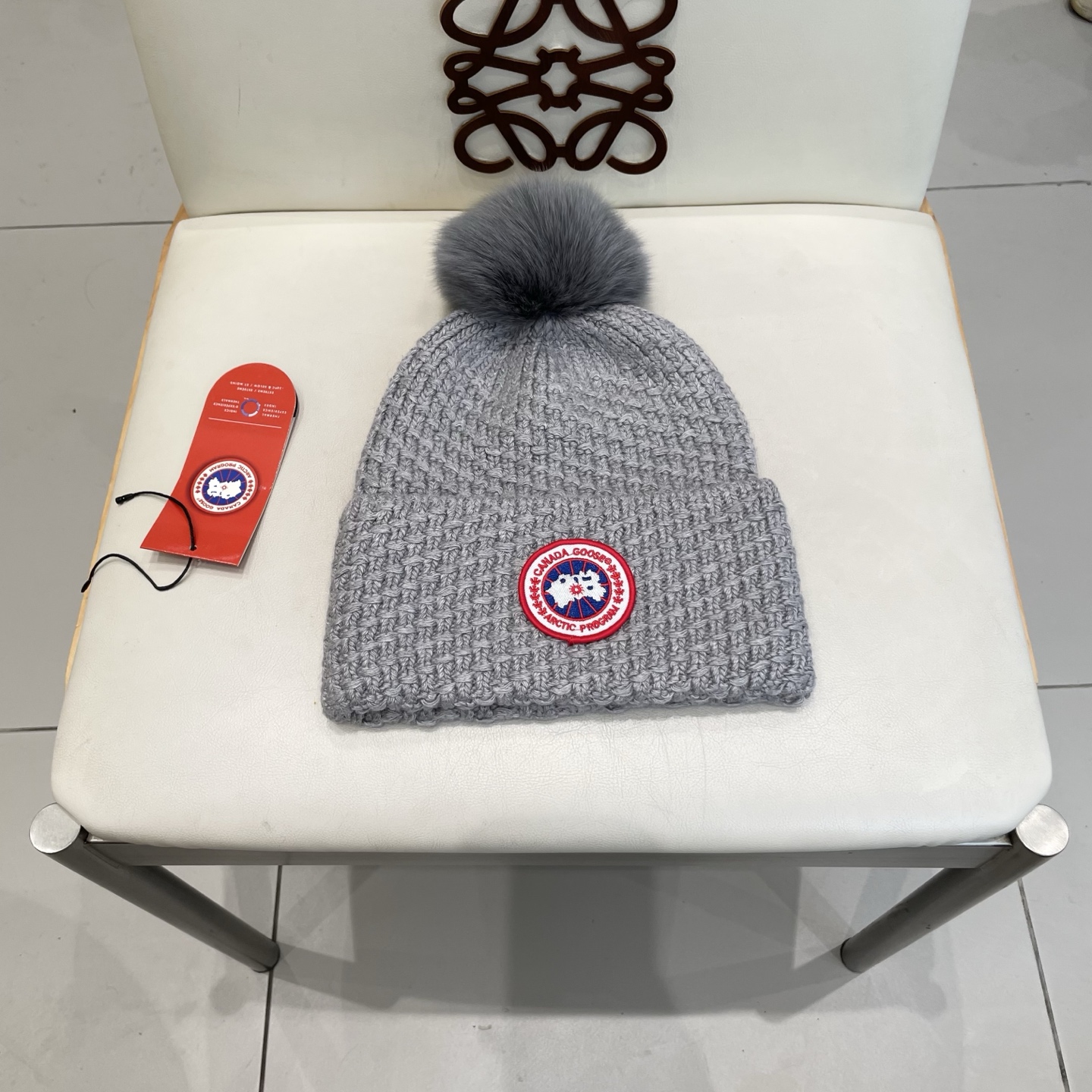  加拿大鹅。CANADA GOOSE 官网最新羊毛针织帽，官网原单复刻.非常柔软亲肤，弹性很好！有质感又