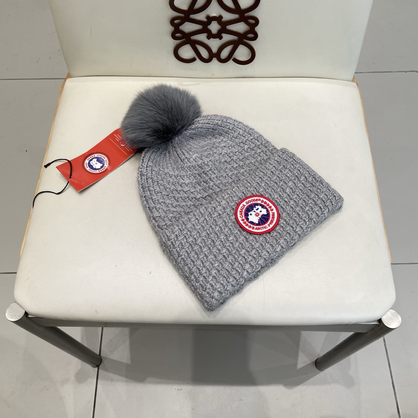  加拿大鹅。CANADA GOOSE 官网最新羊毛针织帽，官网原单复刻.非常柔软亲肤，弹性很好！有质感又