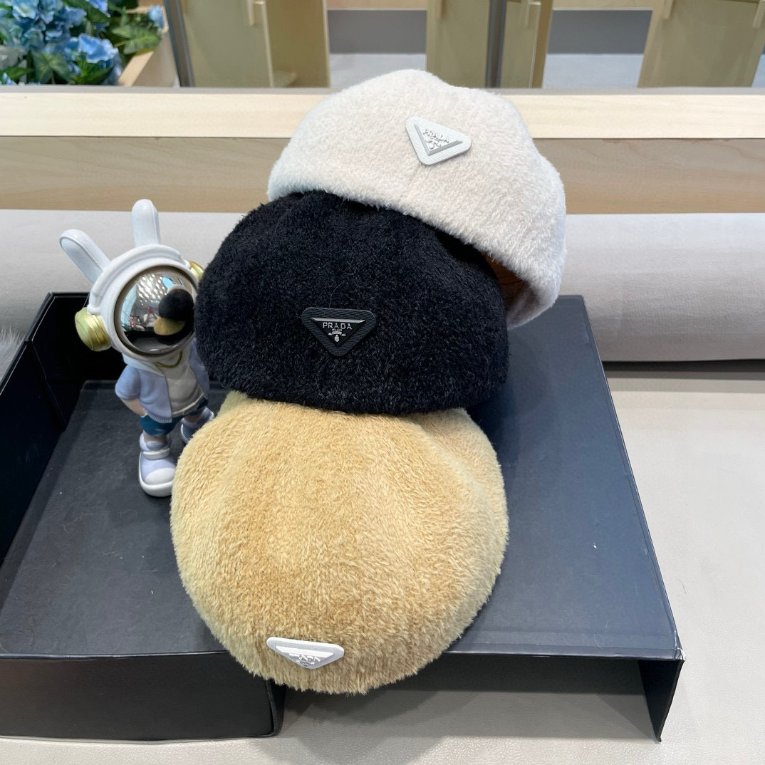 普拉达Prada正反两戴贝雷帽女秋冬季时尚保暖前进帽子新款英伦复古画家帽