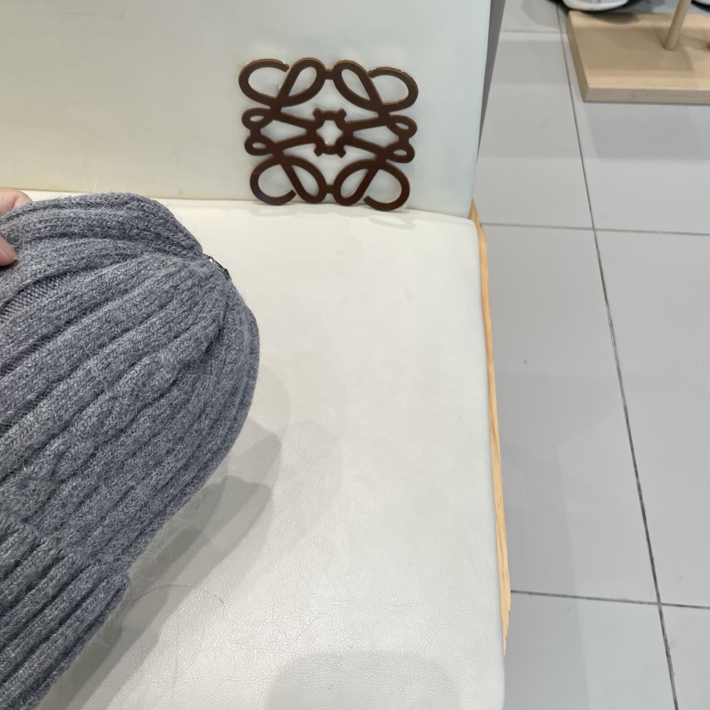  LV路易威登 秋冬新款针织羊毛帽，保暖毛线帽，70羊毛%30兔毛，跑量多色