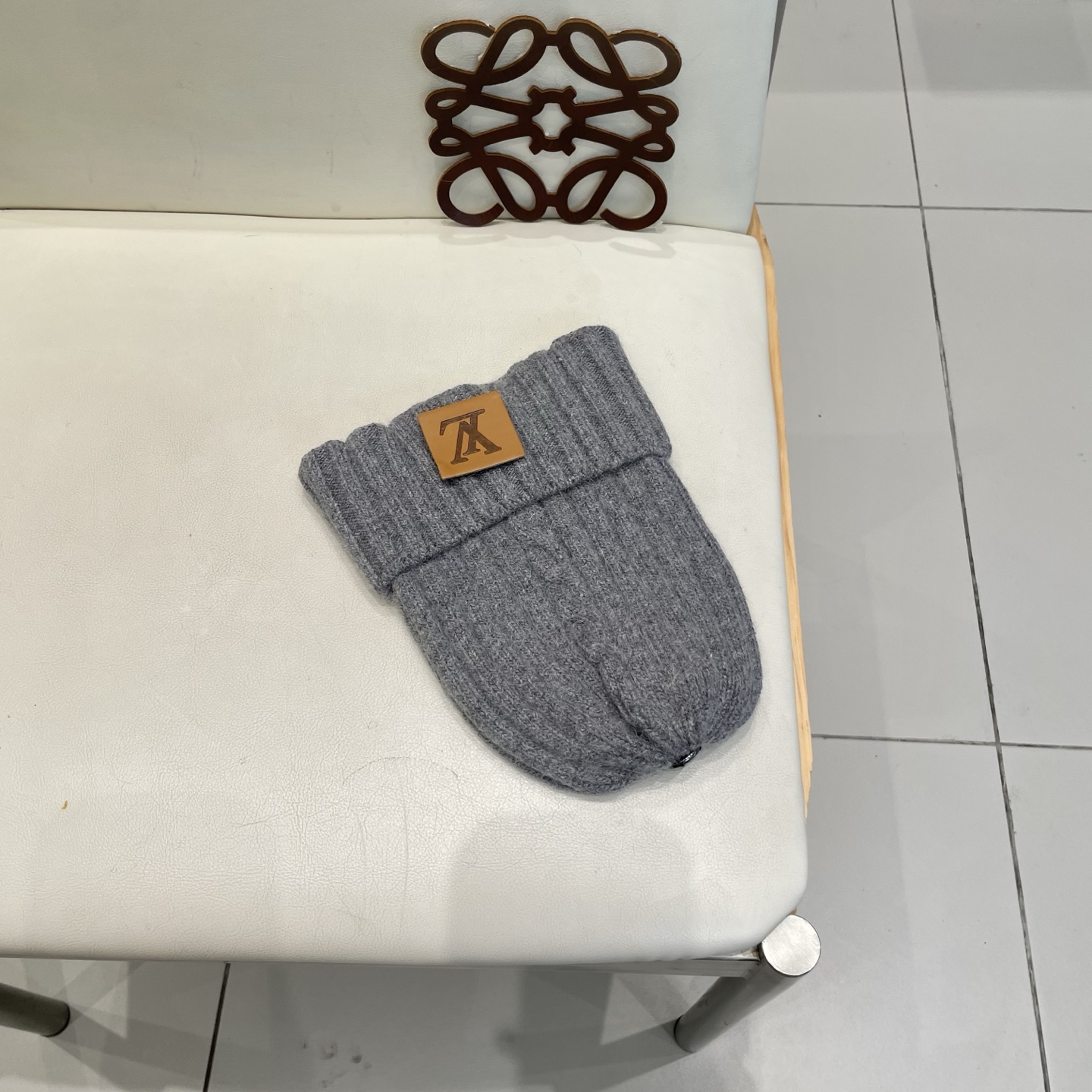  LV路易威登 秋冬新款针织羊毛帽，保暖毛线帽，70羊毛%30兔毛，跑量多色