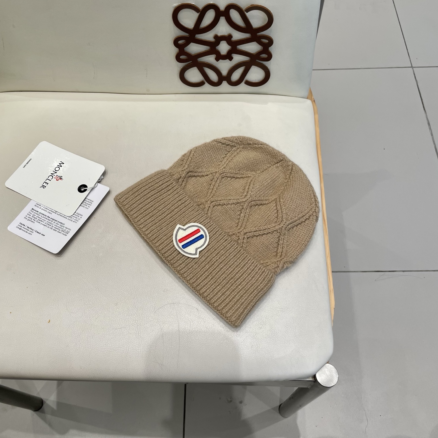  蒙口Moncler盟可睐💥官网经典针织帽，原单复刻.非常柔软亲肤，弹性很好💓有质感又非常百搭的款式~保