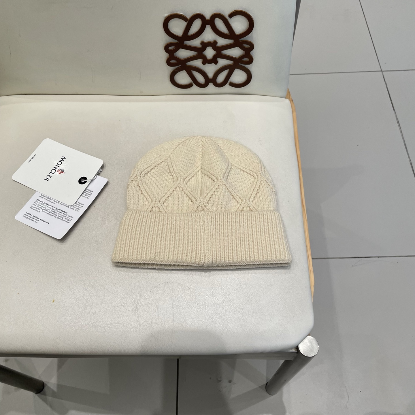  蒙口Moncler盟可睐💥官网经典针织帽，原单复刻.非常柔软亲肤，弹性很好💓有质感又非常百搭的款式~保