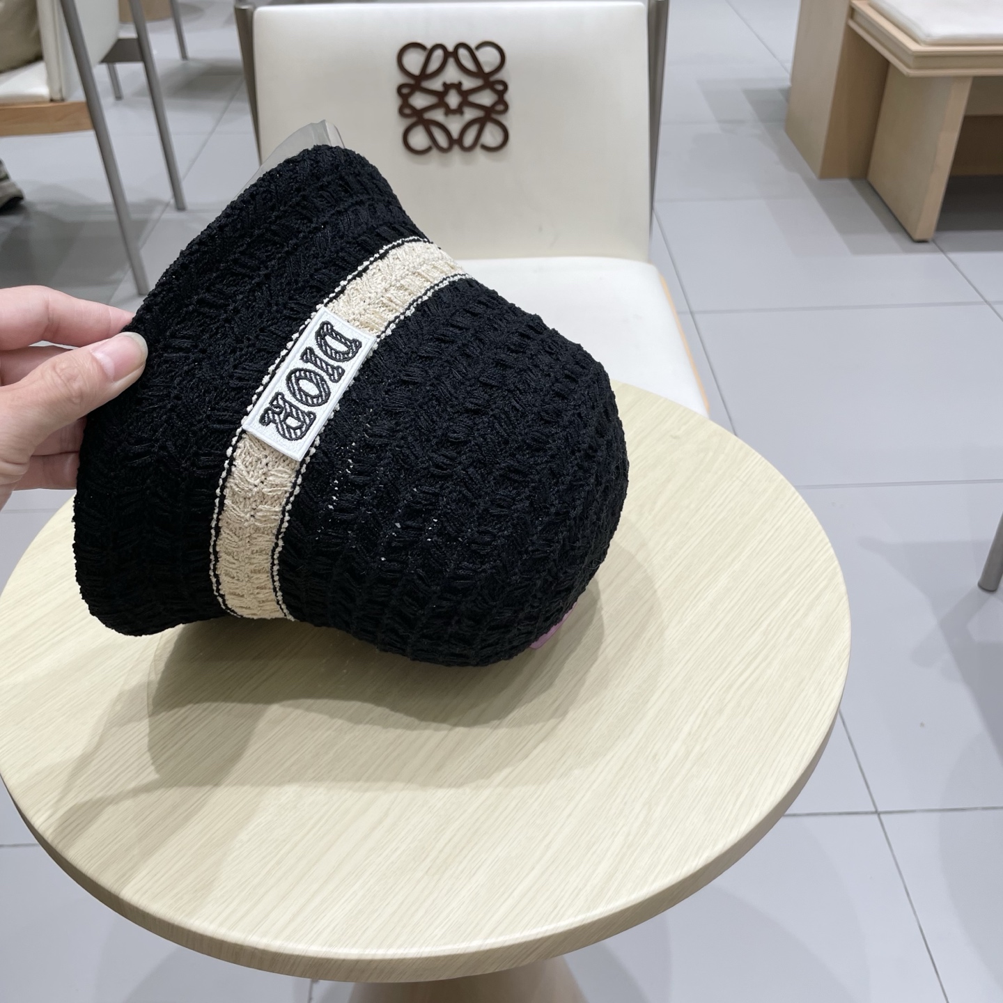  DIOR迪奥新款复古镂空针织渔夫帽女夏季透气文艺百搭防晒盆帽显脸小水桶帽