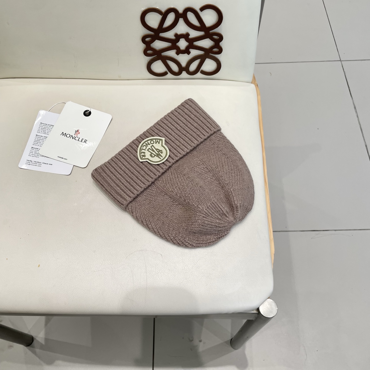  蒙口MONCLER🎩官方热卖爆款，羊毛针织毛线帽，百分之70羊毛，30兔毛，时尚好品质高端大气，超柔软