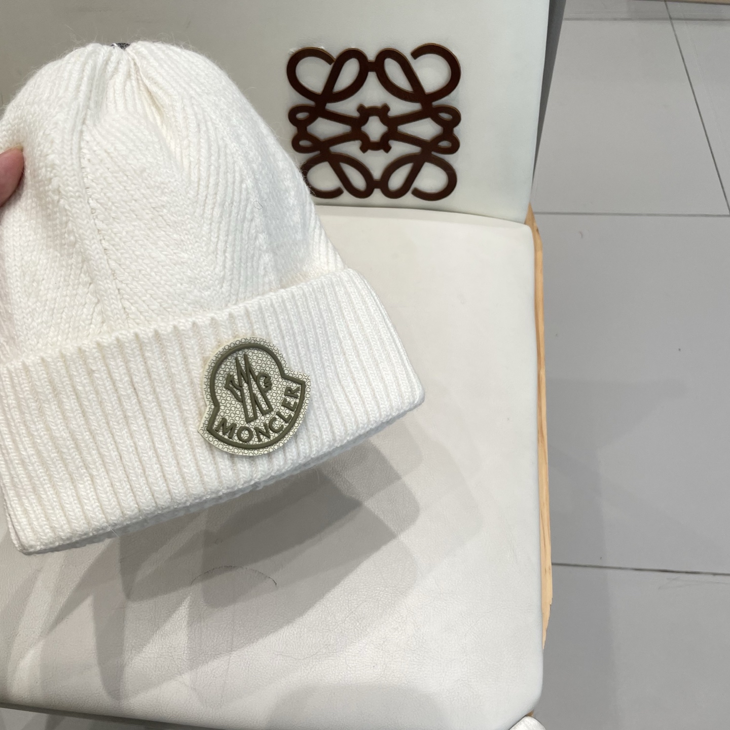 蒙口MONCLER🎩官方热卖爆款，羊毛针织毛线帽，百分之70羊毛，30兔毛，时尚好品质高端大气，超柔软