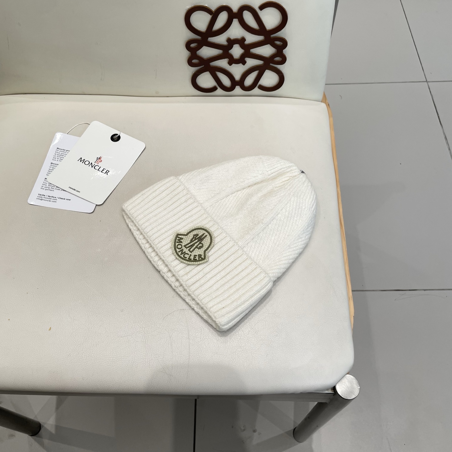  蒙口MONCLER🎩官方热卖爆款，羊毛针织毛线帽，百分之70羊毛，30兔毛，时尚好品质高端大气，超柔软