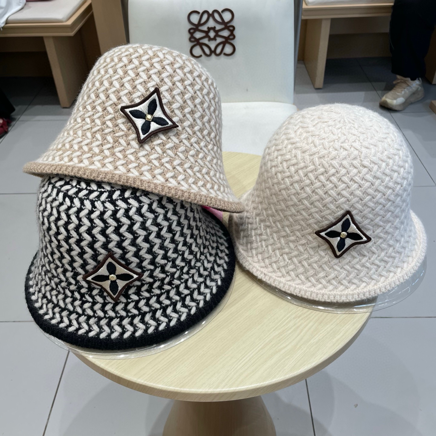 🧢路易威登棒球帽 LouisVuitton😍新款毛线帽，针织渔夫帽，手抓帽