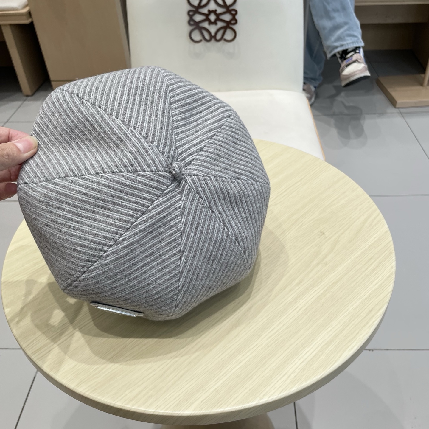  Prada普拉达秋冬保暖纹理显瘦减龄毛呢贝雷帽子女网红小众休闲百搭时尚画家帽