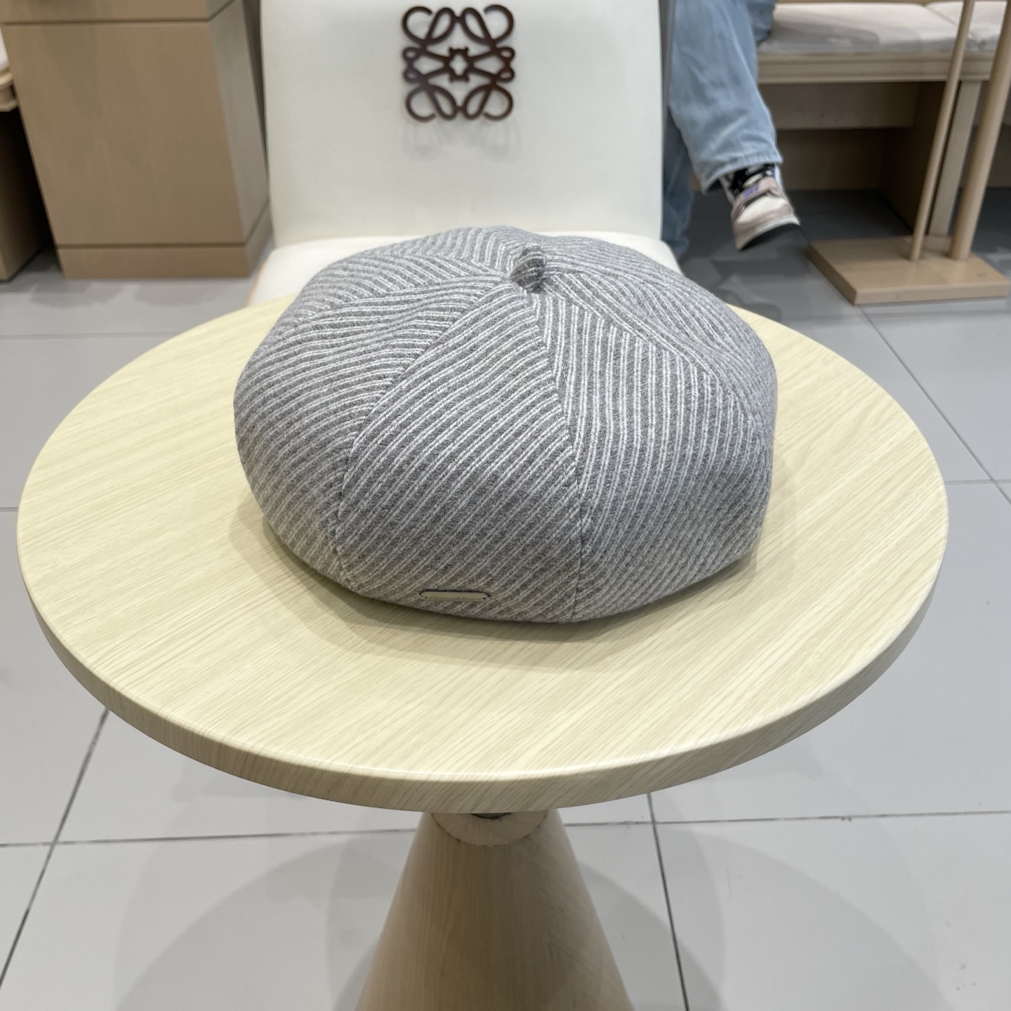  Prada普拉达秋冬保暖纹理显瘦减龄毛呢贝雷帽子女网红小众休闲百搭时尚画家帽