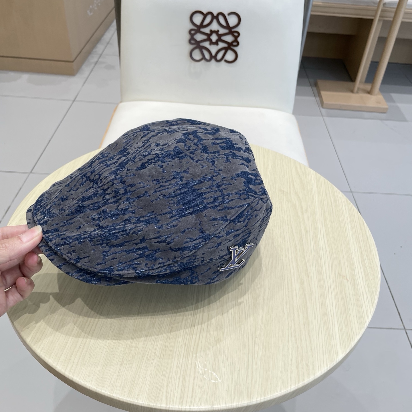  Lv路易威登秋冬新款韩版高端牛仔植绒八角帽女时尚休闲贝雷帽百搭显脸渔夫帽