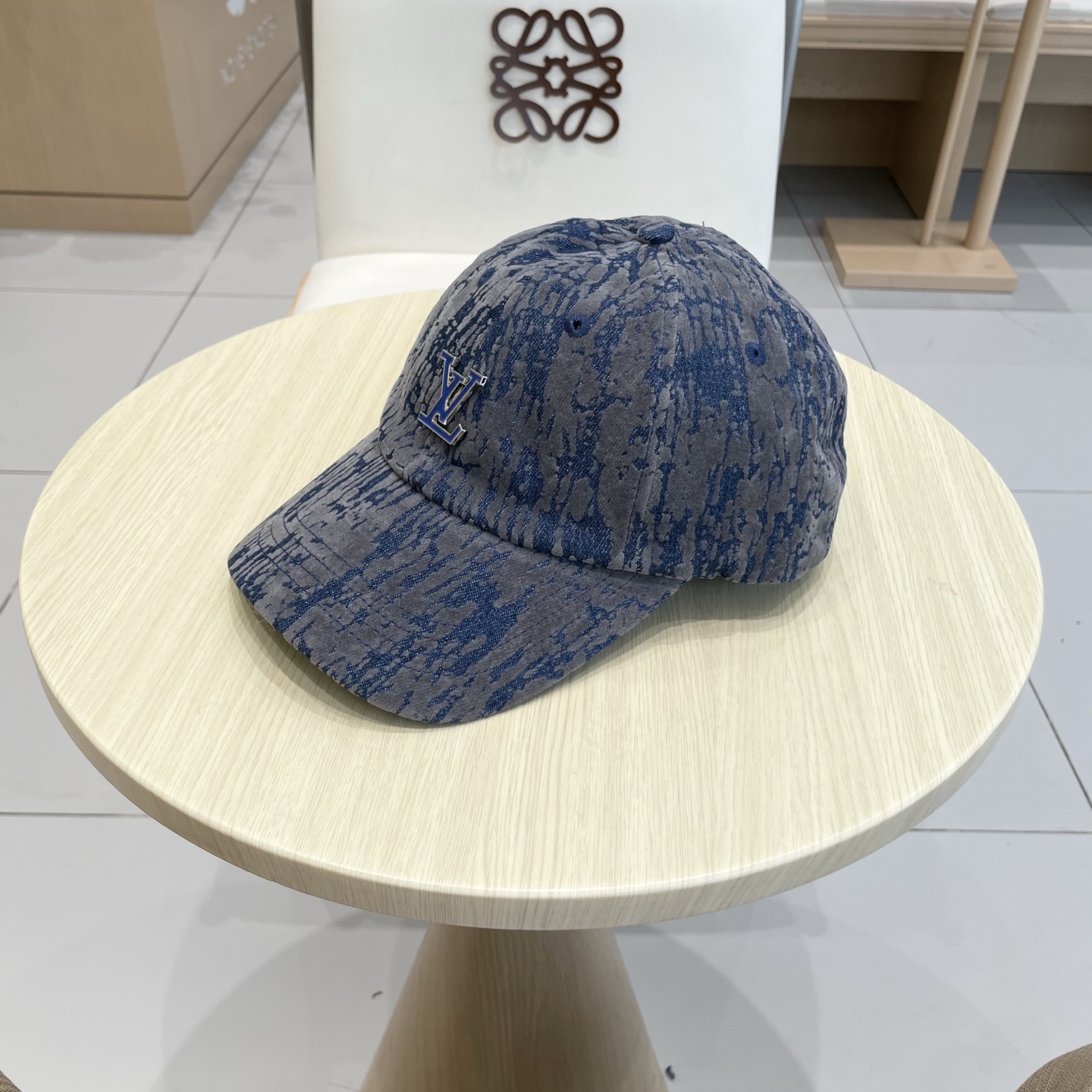  Lv路易威登秋冬新款韩版高端牛仔植绒八角帽女时尚休闲贝雷帽百搭显脸渔夫帽