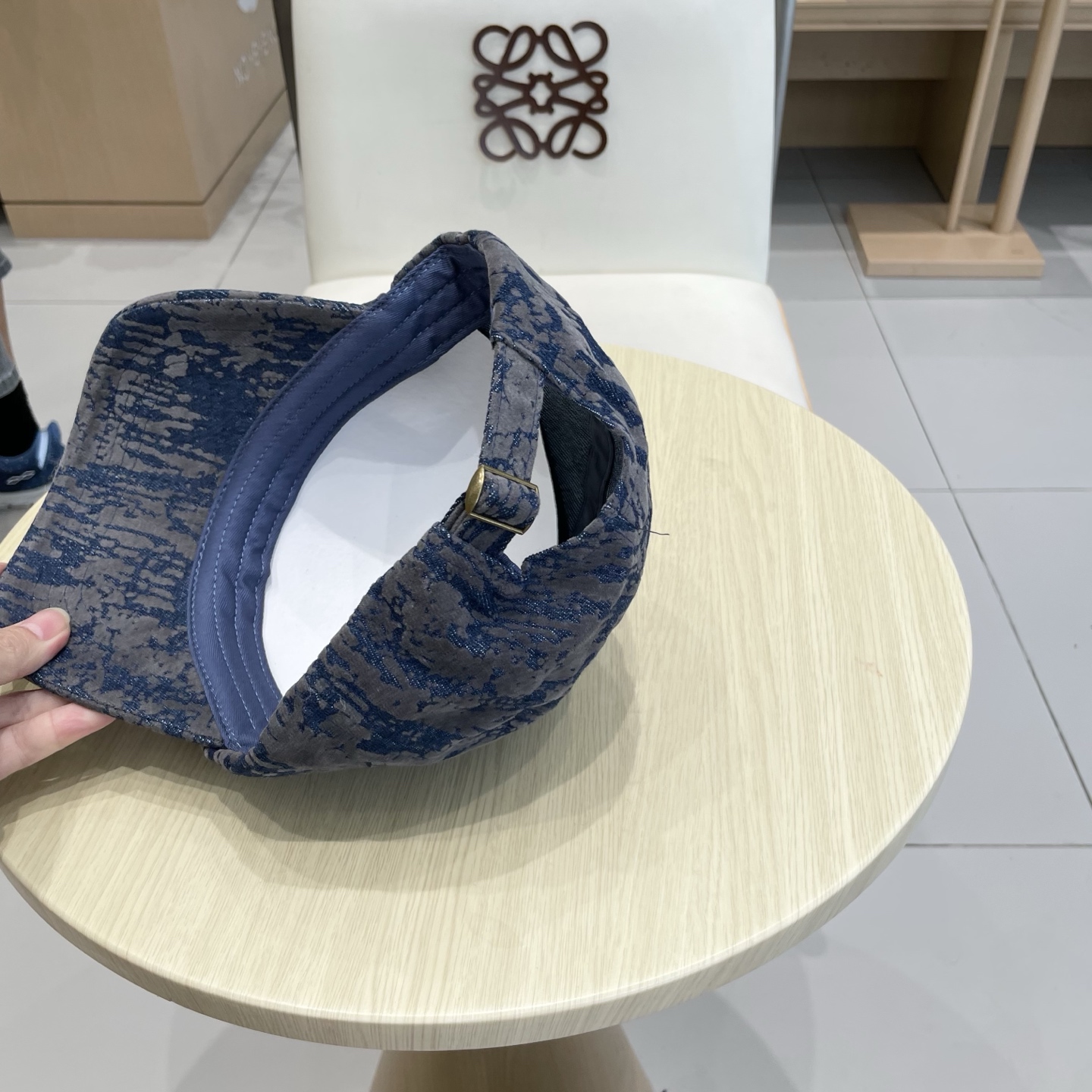  Lv路易威登秋冬新款韩版高端牛仔植绒八角帽女时尚休闲贝雷帽百搭显脸渔夫帽