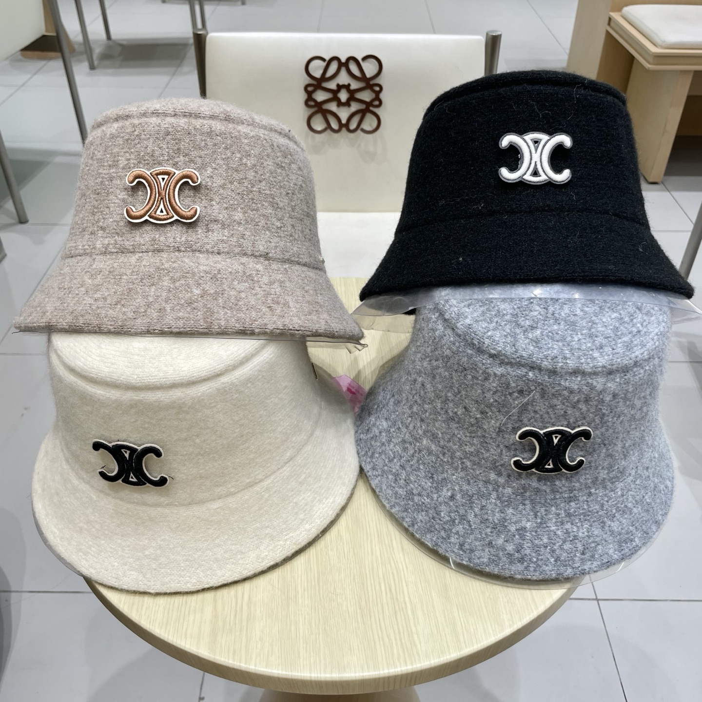  塞琳celine纯色羊毛渔夫帽子秋冬女显脸小文艺保暖防风百搭盆帽可折叠 