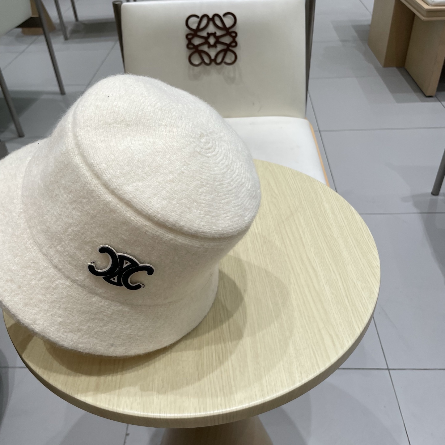  塞琳celine纯色羊毛渔夫帽子秋冬女显脸小文艺保暖防风百搭盆帽可折叠 