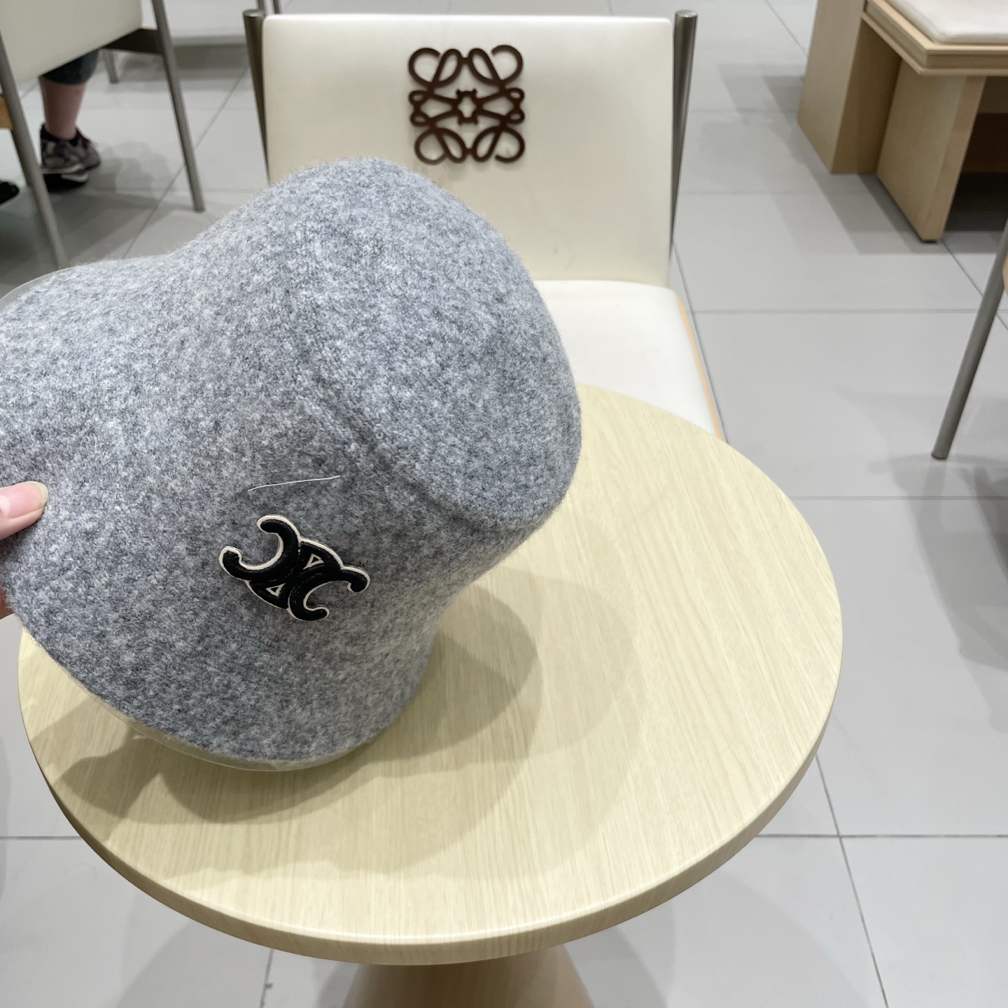  塞琳celine纯色羊毛渔夫帽子秋冬女显脸小文艺保暖防风百搭盆帽可折叠 