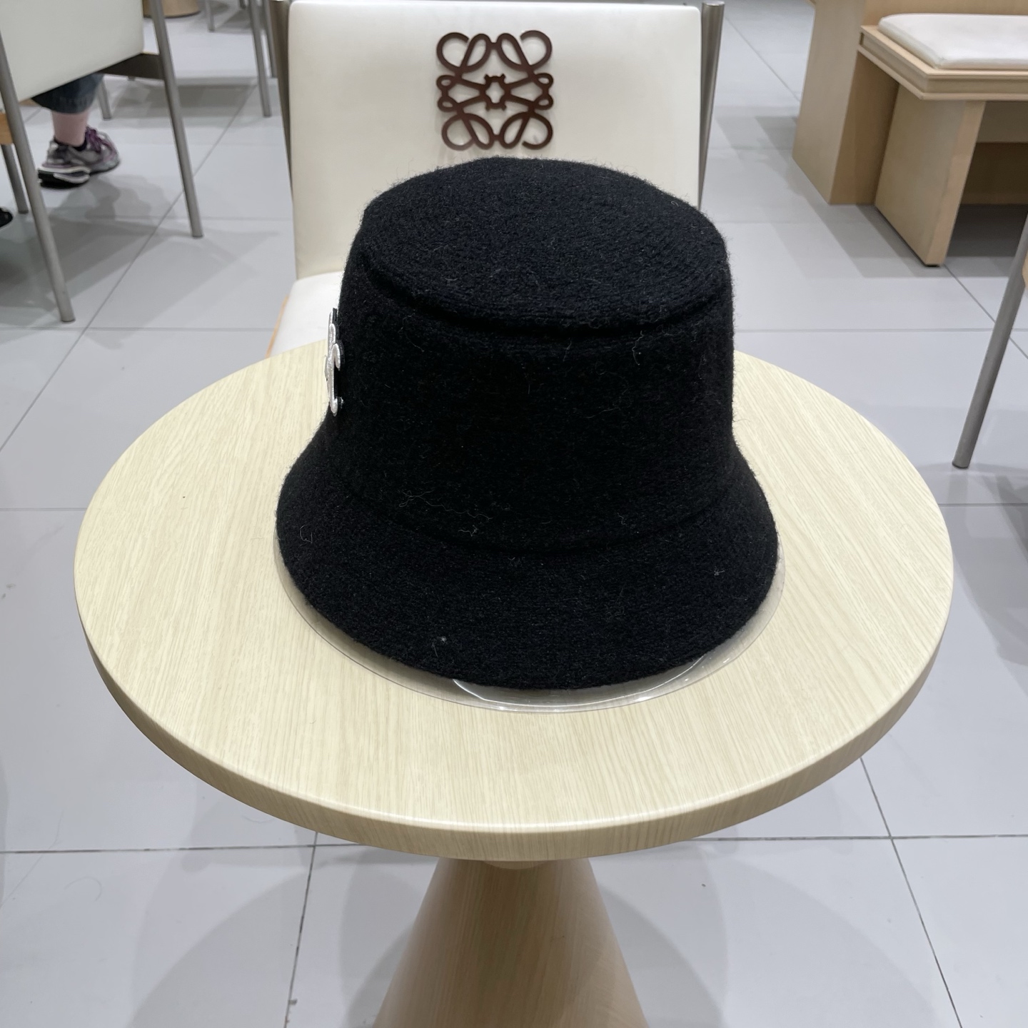  塞琳celine纯色羊毛渔夫帽子秋冬女显脸小文艺保暖防风百搭盆帽可折叠 