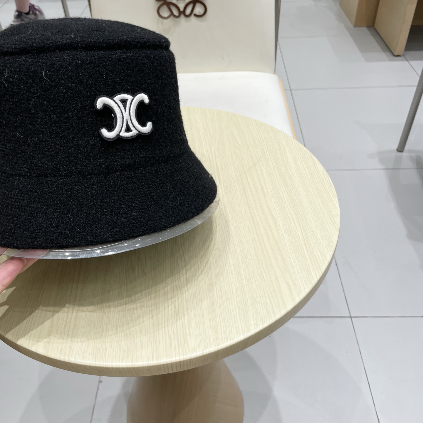  塞琳celine纯色羊毛渔夫帽子秋冬女显脸小文艺保暖防风百搭盆帽可折叠 