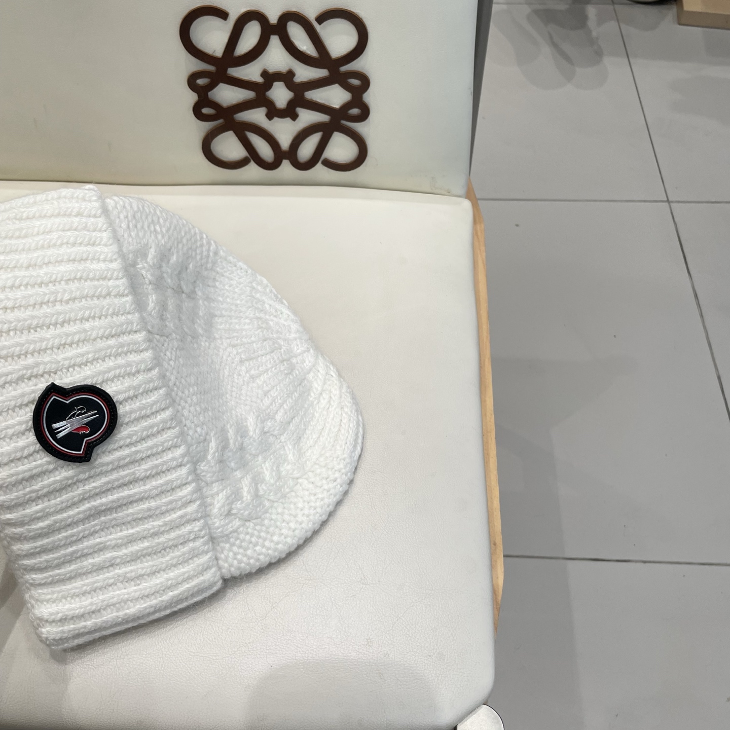  蒙口MONCLER羊毛🦙加兔毛针织帽子女士秋冬季毛球加厚款保暖护耳百搭韩毛线帽堆堆帽潮