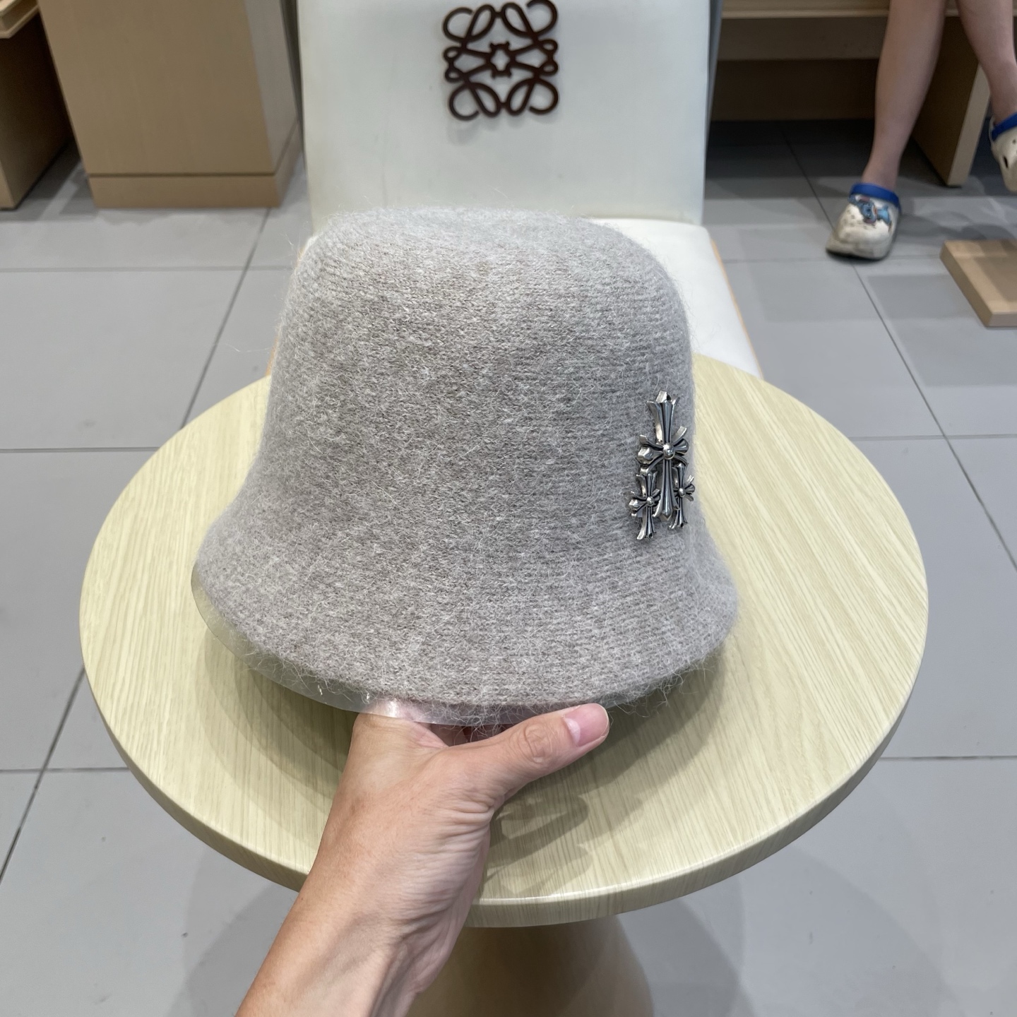  Chrome Hearts 克罗心高品质软糯羊驼毛针织渔夫帽子女秋冬季百搭韩版显脸小盆帽大头围水桶帽