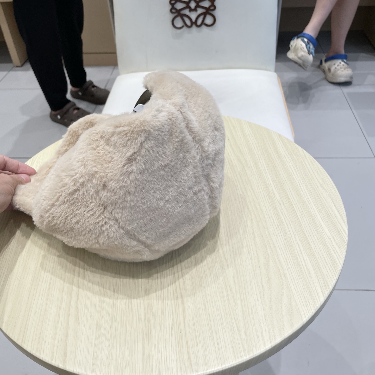 蒙口MONCLER毛绒棒球帽子女冬季2025新款宽帽檐大脸显脸小适合方圆脸鸭舌帽