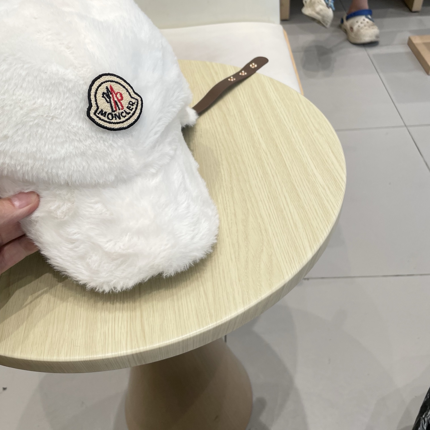 蒙口MONCLER毛绒棒球帽子女冬季2025新款宽帽檐大脸显脸小适合方圆脸鸭舌帽