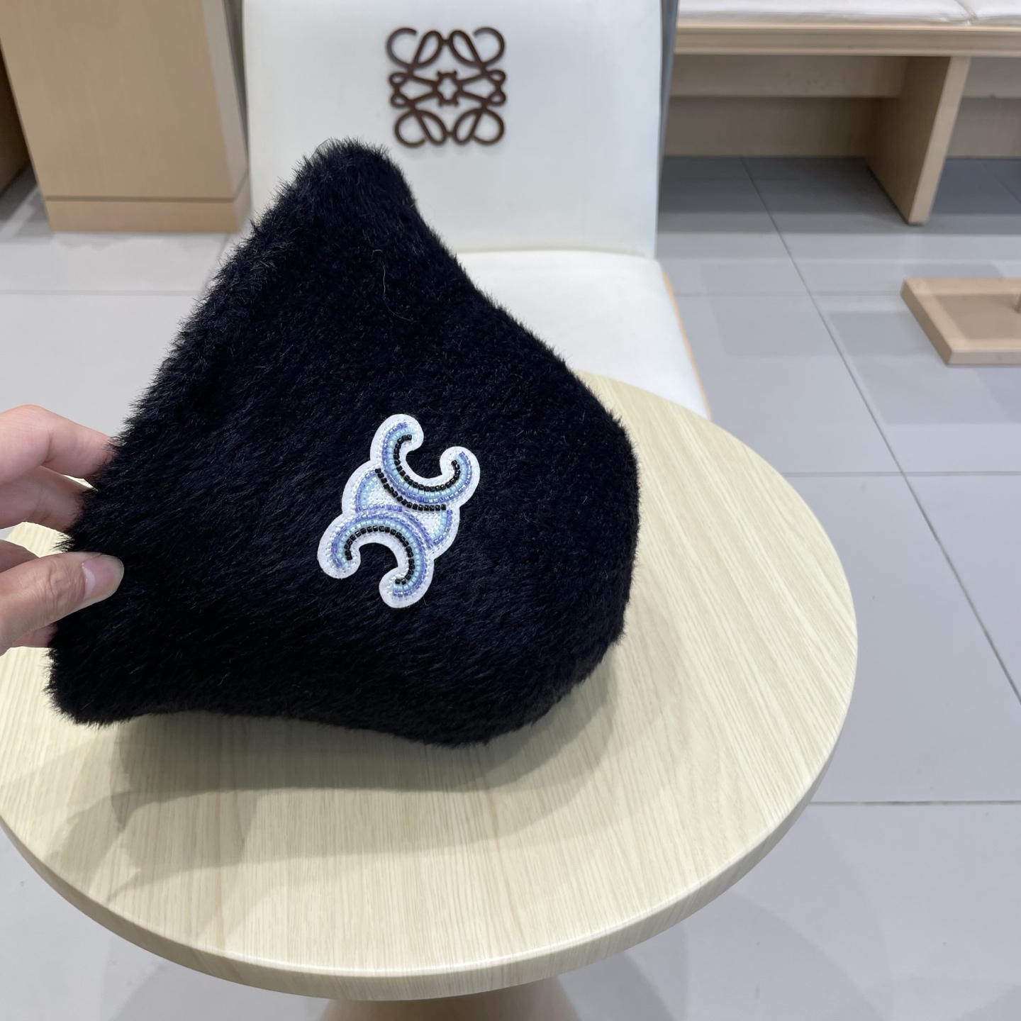 塞琳celine渔夫帽女秋冬毛绒绒帽子大头围保暖护耳显脸小兔毛可爱白色水桶帽