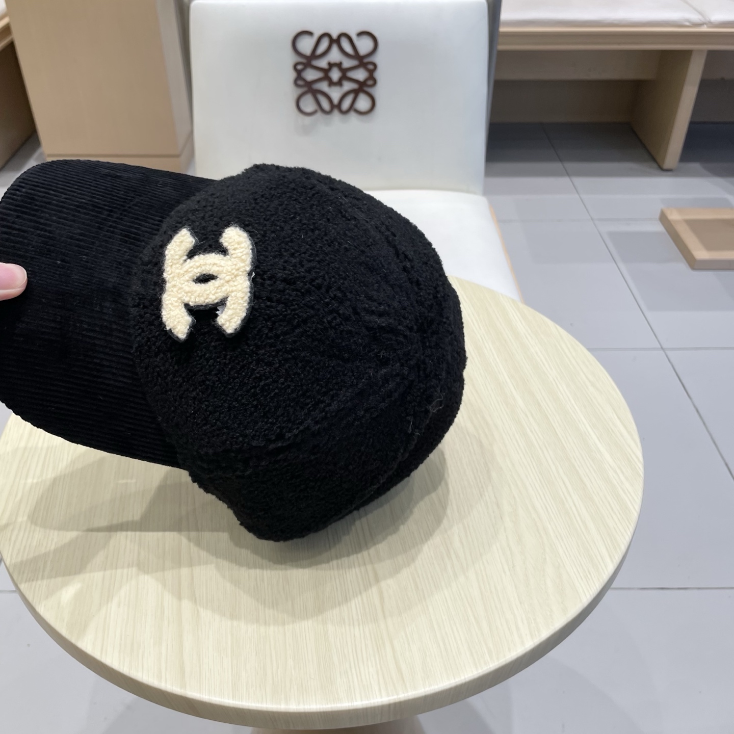  chanel香奈儿羊羔毛拼条绒帽檐棒球帽子女秋冬显脸小新款保暖鸭舌帽男