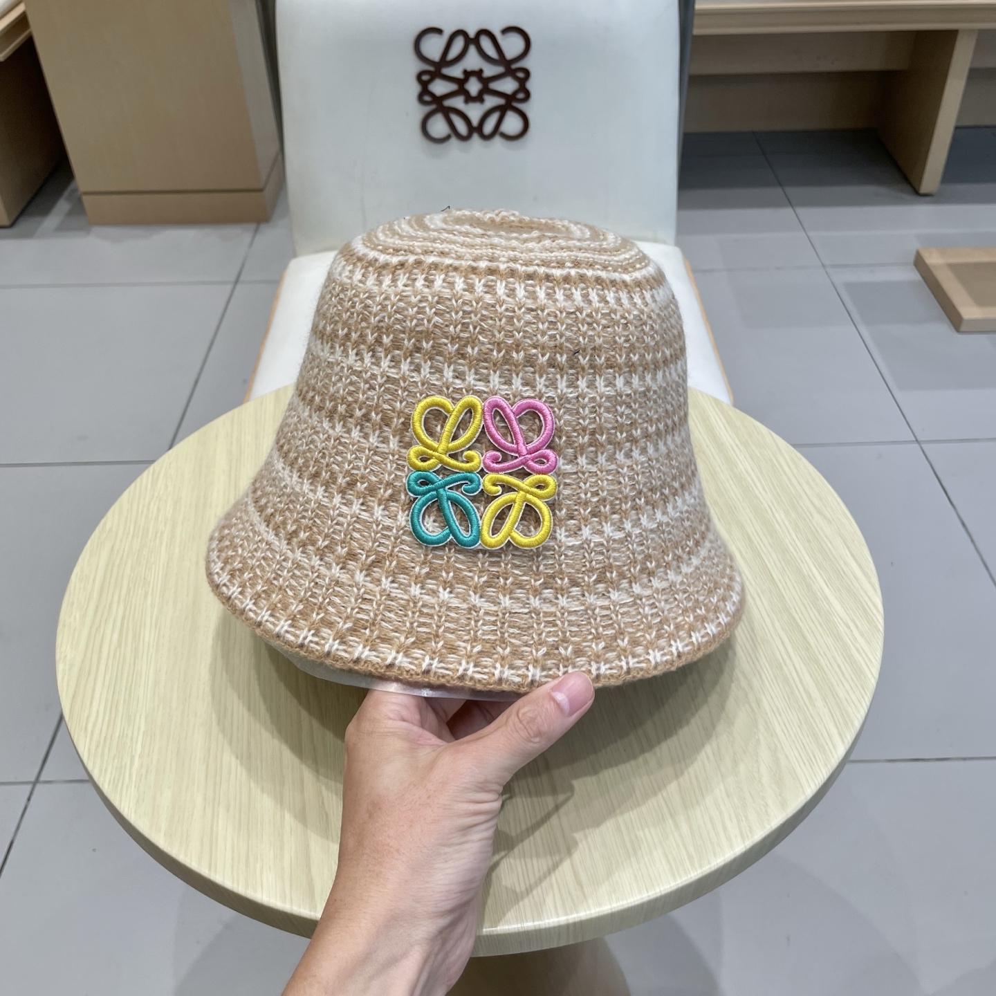  loewe罗意威条纹针织渔夫帽子女秋冬新款素颜遮脸水桶帽气质百搭保暖盆帽