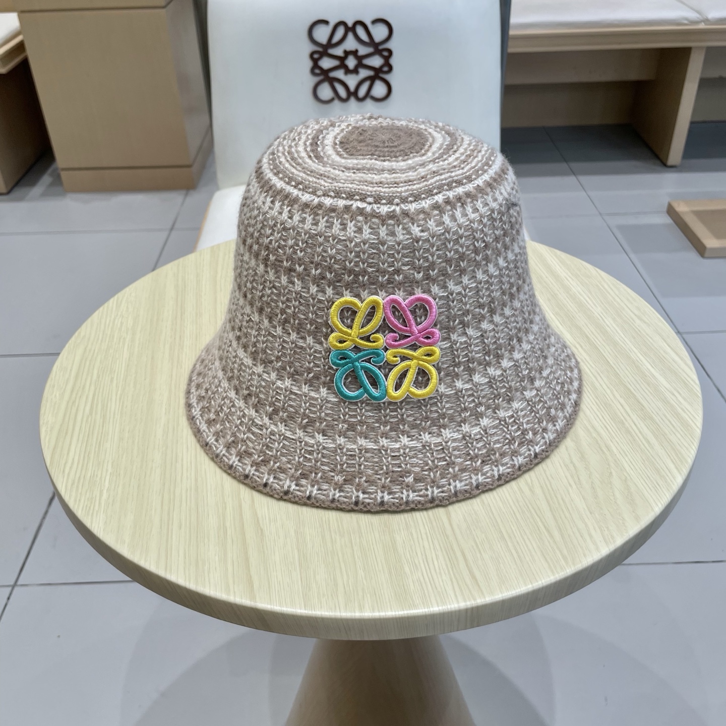  loewe罗意威条纹针织渔夫帽子女秋冬新款素颜遮脸水桶帽气质百搭保暖盆帽