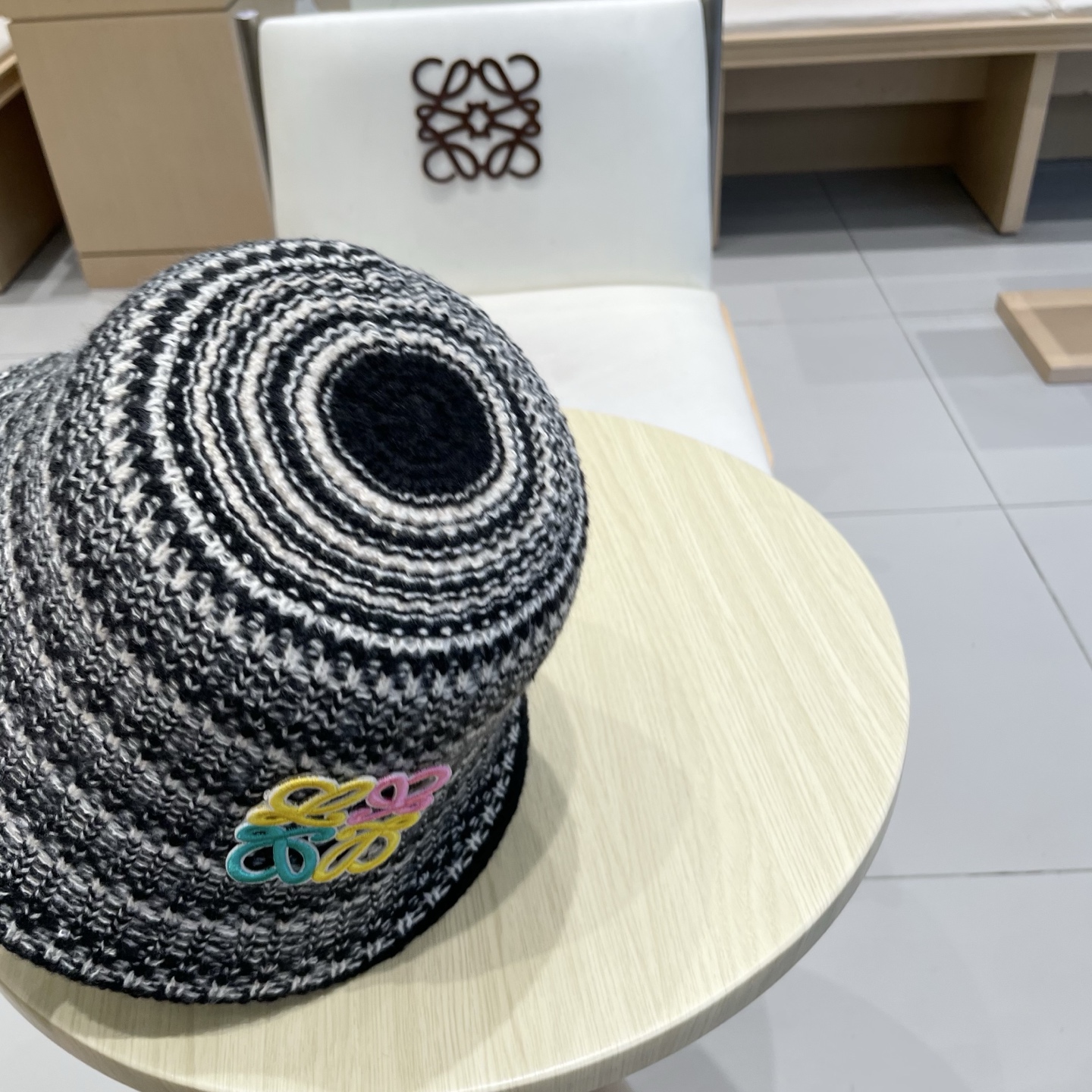  loewe罗意威条纹针织渔夫帽子女秋冬新款素颜遮脸水桶帽气质百搭保暖盆帽