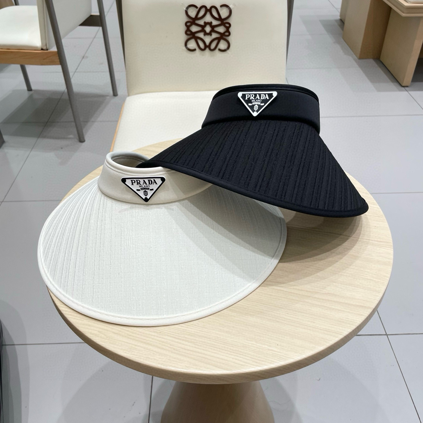 普拉达Prada草帽空顶遮阳帽，官方款，可调节