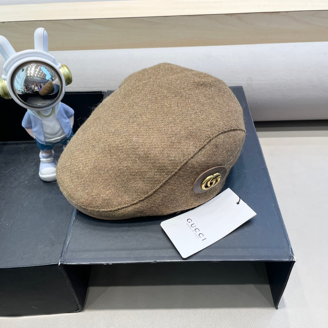 Gucci 前进帽女韩版秋冬季呢料百搭复古鸭舌帽休闲时髦感皮檐设计贝雷帽